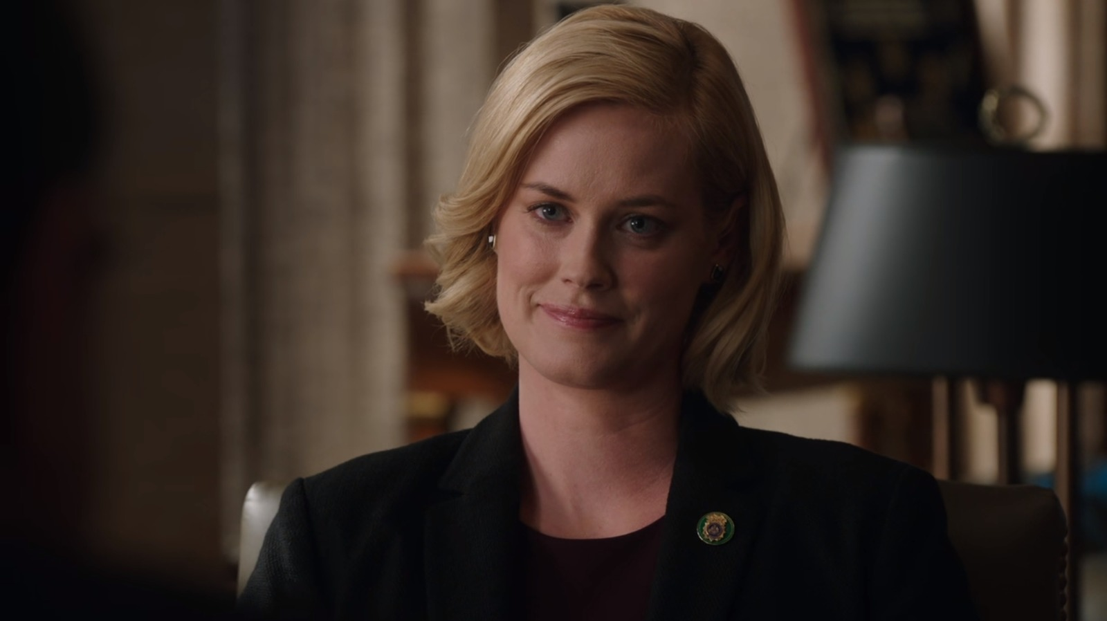 Abigail Hawk Net Worth